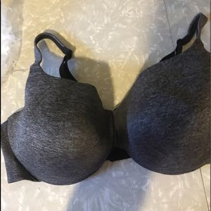 Caique Bra size 46dd new with tags